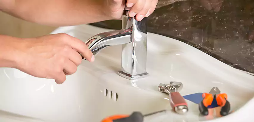 Bathtub Faucet Replacement in Lauderhill